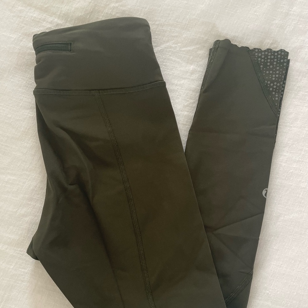 Lululemon legging pants size 4